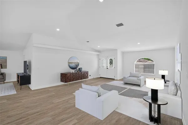 $410,000 | 1140 La Salle Street, Clearwater, FL 33755