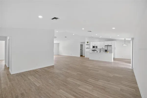 $410,000 | 1140 La Salle Street, Clearwater, FL 33755