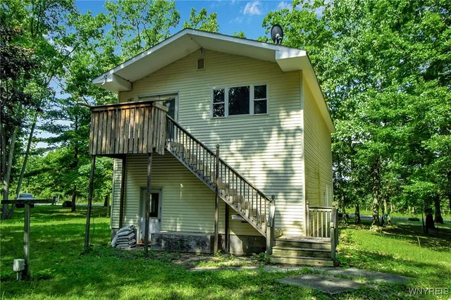 $326,000 | 9243-9247 Coffee Hill Road, West Sparta, NY 14437