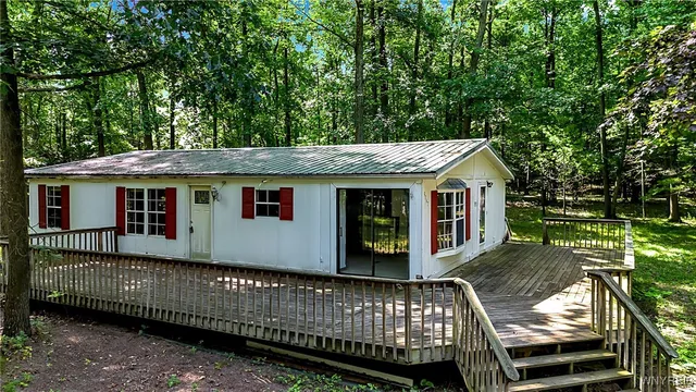 $326,000 | 9243-9247 Coffee Hill Road, West Sparta, NY 14437