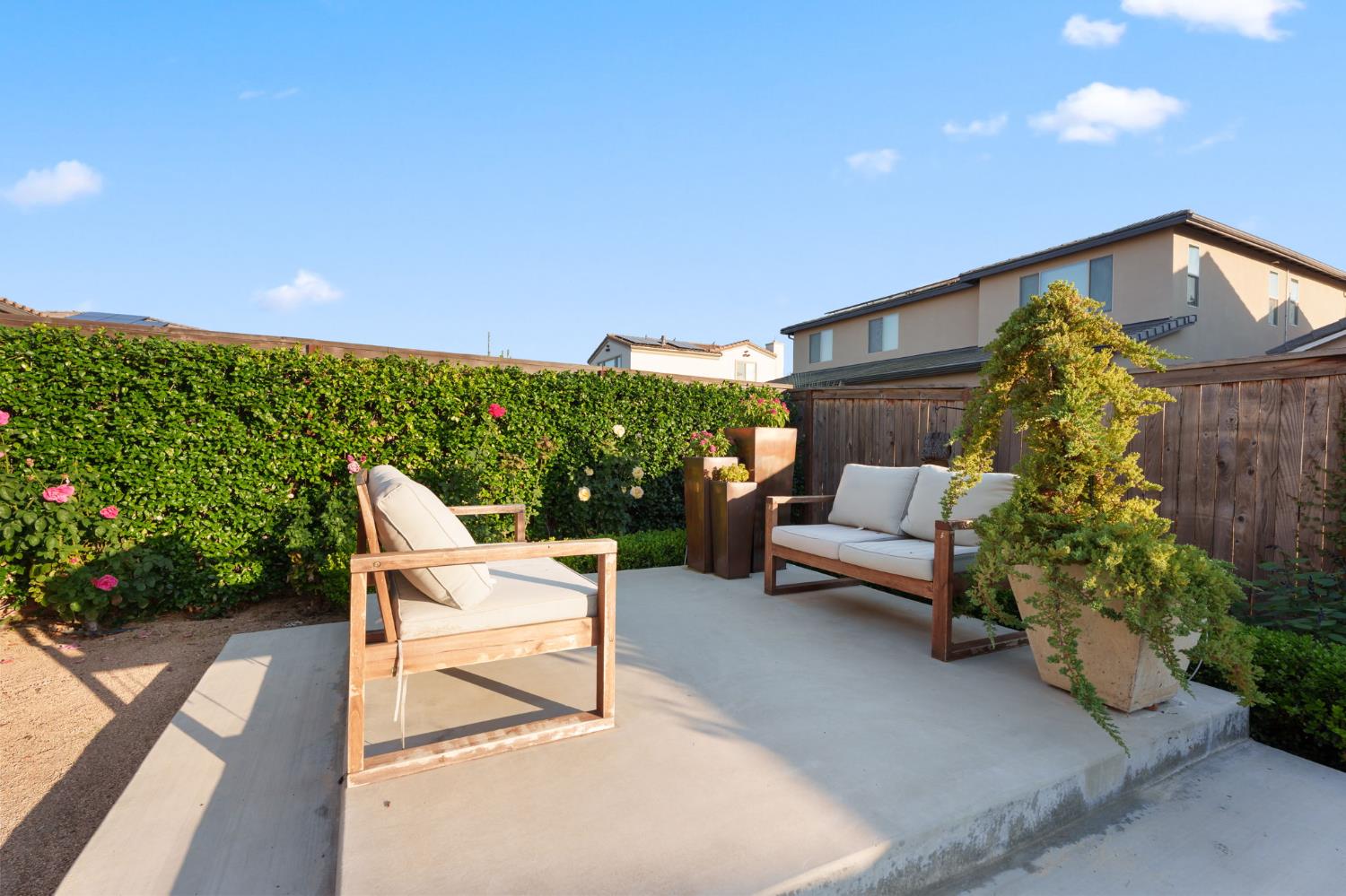 822 Overstone Avenue Madera, CA 93636 - Photo 33 of 54