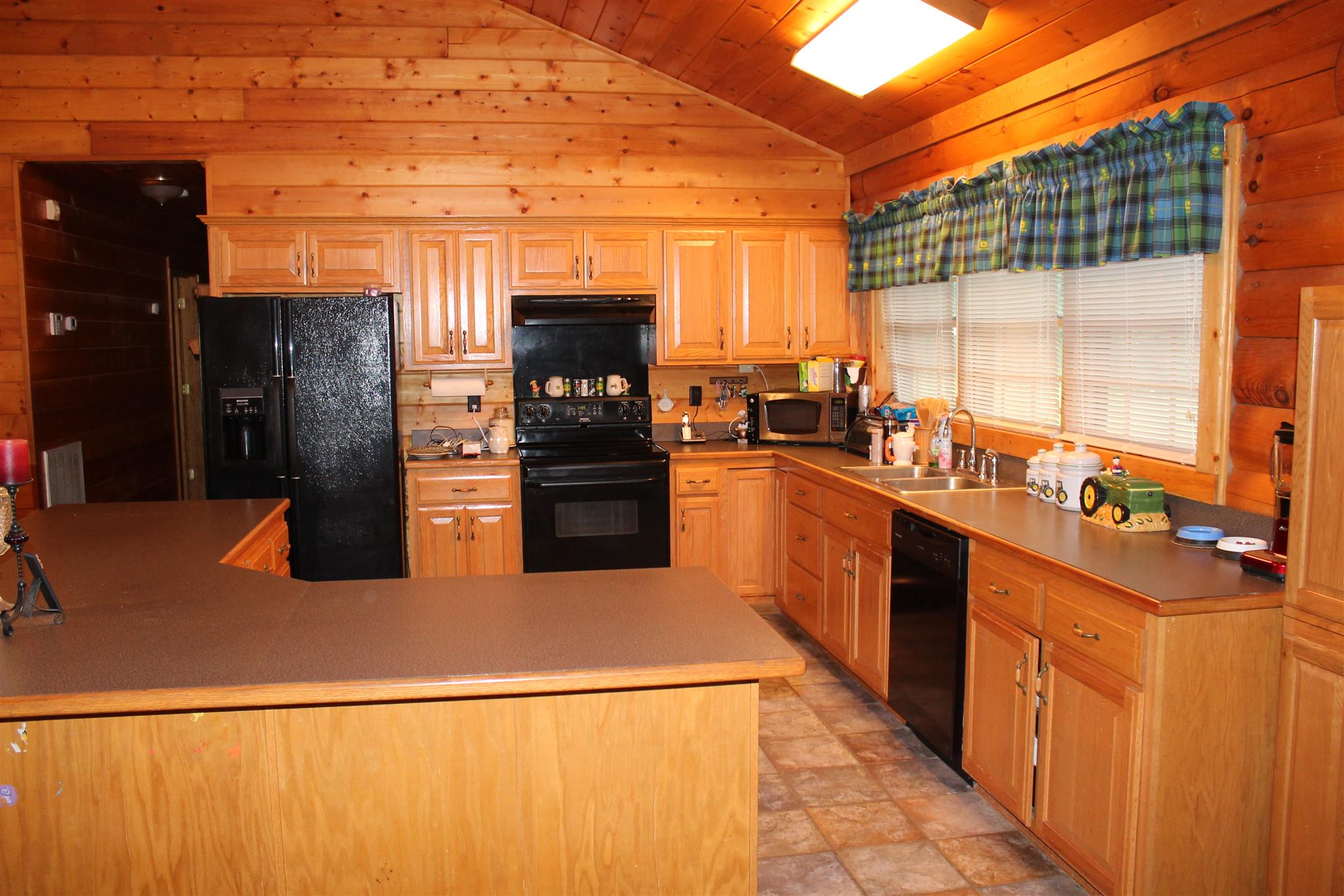 1913 Abiff Road Burns, TN 37029 - Photo 15 of 27 Gallery Image 15