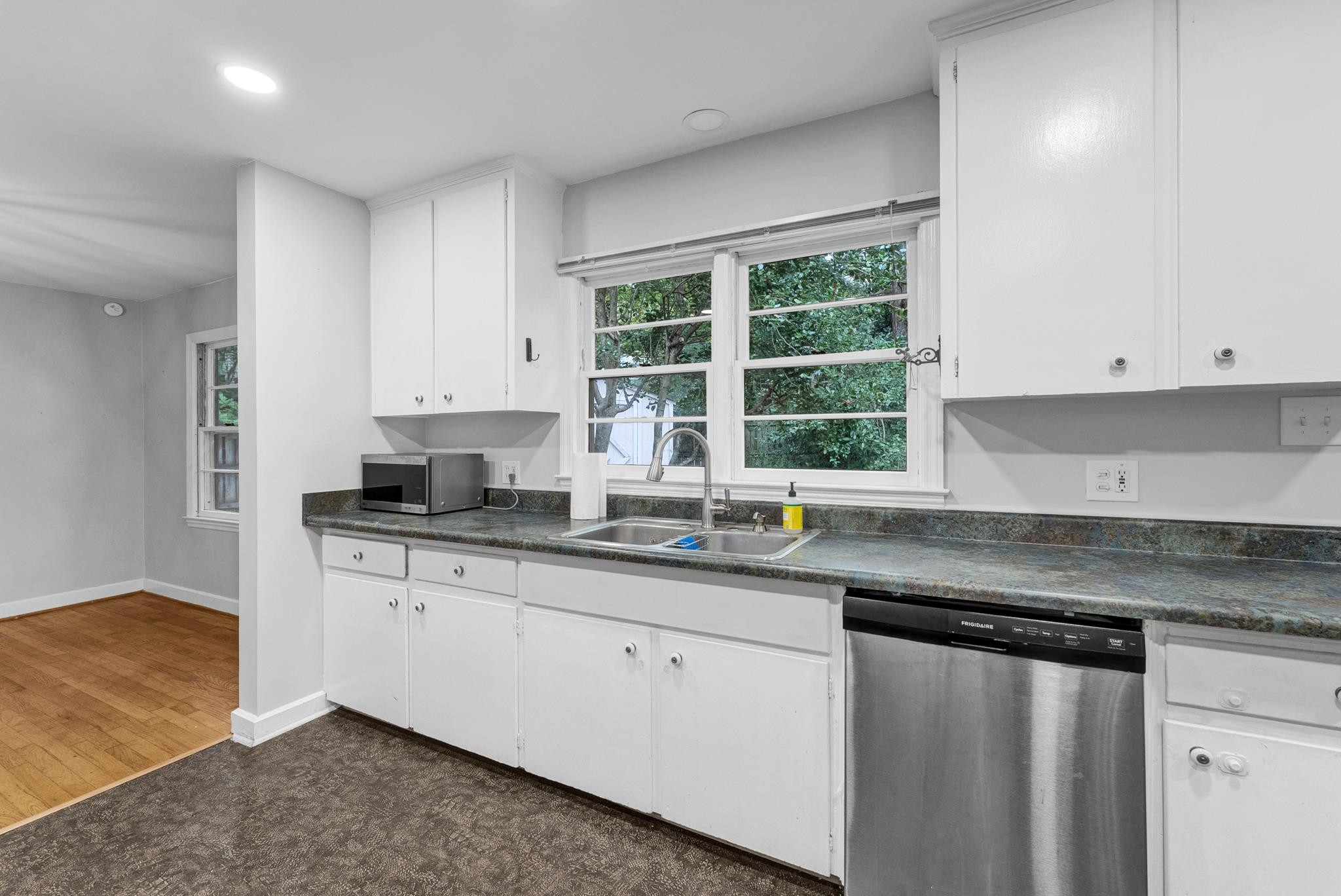 1908 White Oak Road Raleigh, NC 27608 - Photo 8 of 25 Photo 8