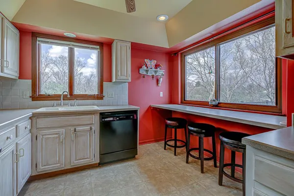 $329,000 | 19271 Hampton Drive, Lawrenceburg, IN 47025