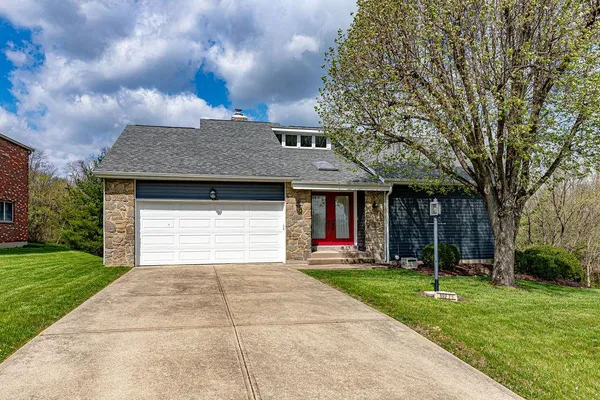 $329,000 | 19271 Hampton Drive, Lawrenceburg, IN 47025