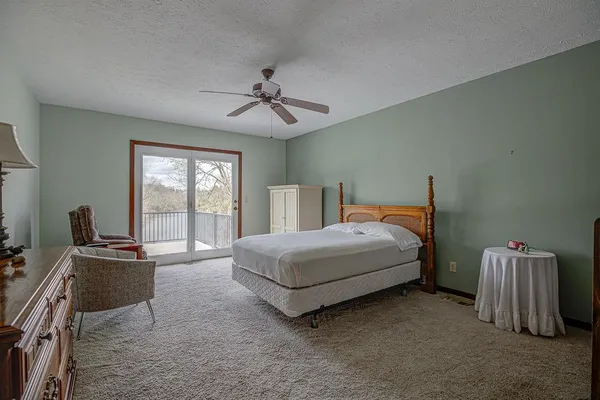 $329,000 | 19271 Hampton Drive, Lawrenceburg, IN 47025