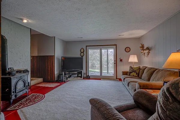 $329,000 | 19271 Hampton Drive, Lawrenceburg, IN 47025