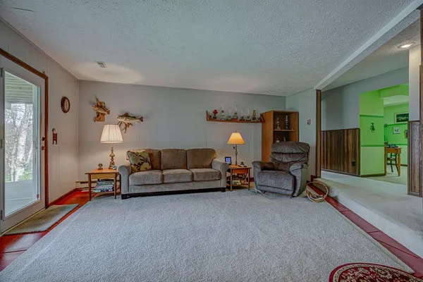 $329,000 | 19271 Hampton Drive, Lawrenceburg, IN 47025