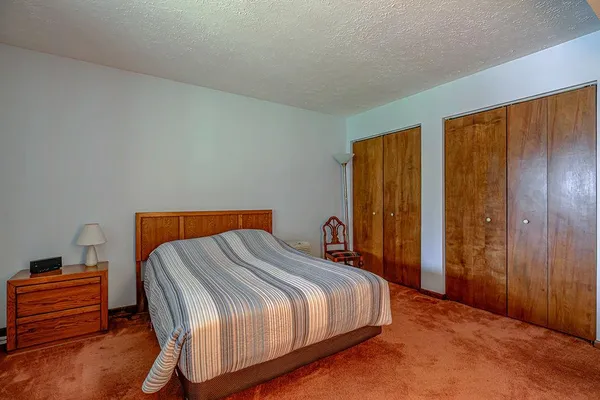 $329,000 | 19271 Hampton Drive, Lawrenceburg, IN 47025