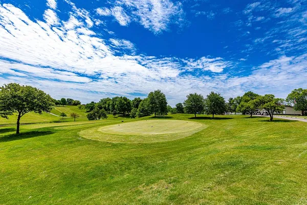 $329,000 | 19271 Hampton Drive, Lawrenceburg, IN 47025