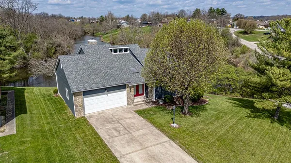 $329,000 | 19271 Hampton Drive, Lawrenceburg, IN 47025