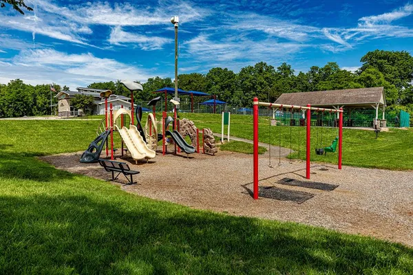 $329,000 | 19271 Hampton Drive, Lawrenceburg, IN 47025