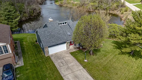 $329,000 | 19271 Hampton Drive, Lawrenceburg, IN 47025