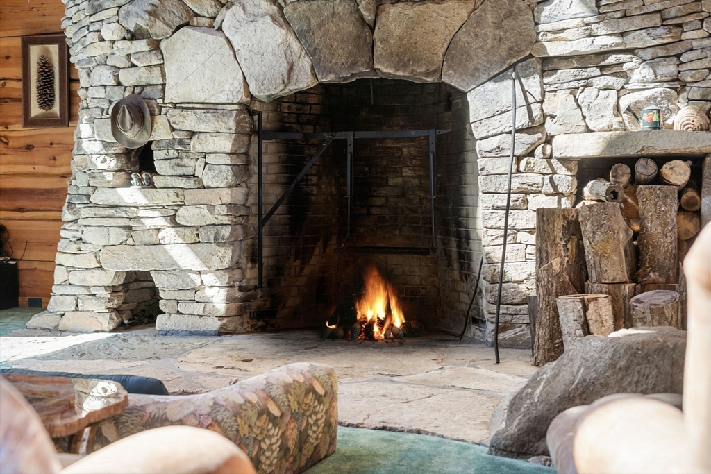 55 Lyman Barnes Road Brimfield, MA 01010 - Photo 8 of 32 Gallery Image 8