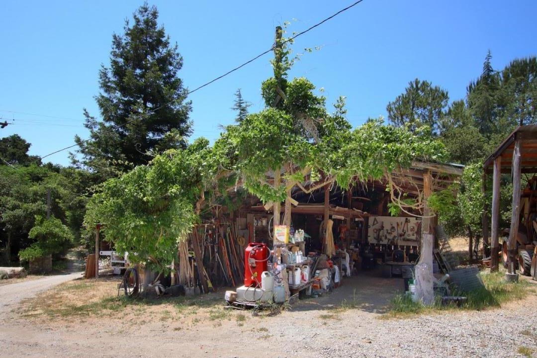 434 Old Smith Road Watsonville, CA 95076 - Photo 59 of 61 a view of outdoor space and yard