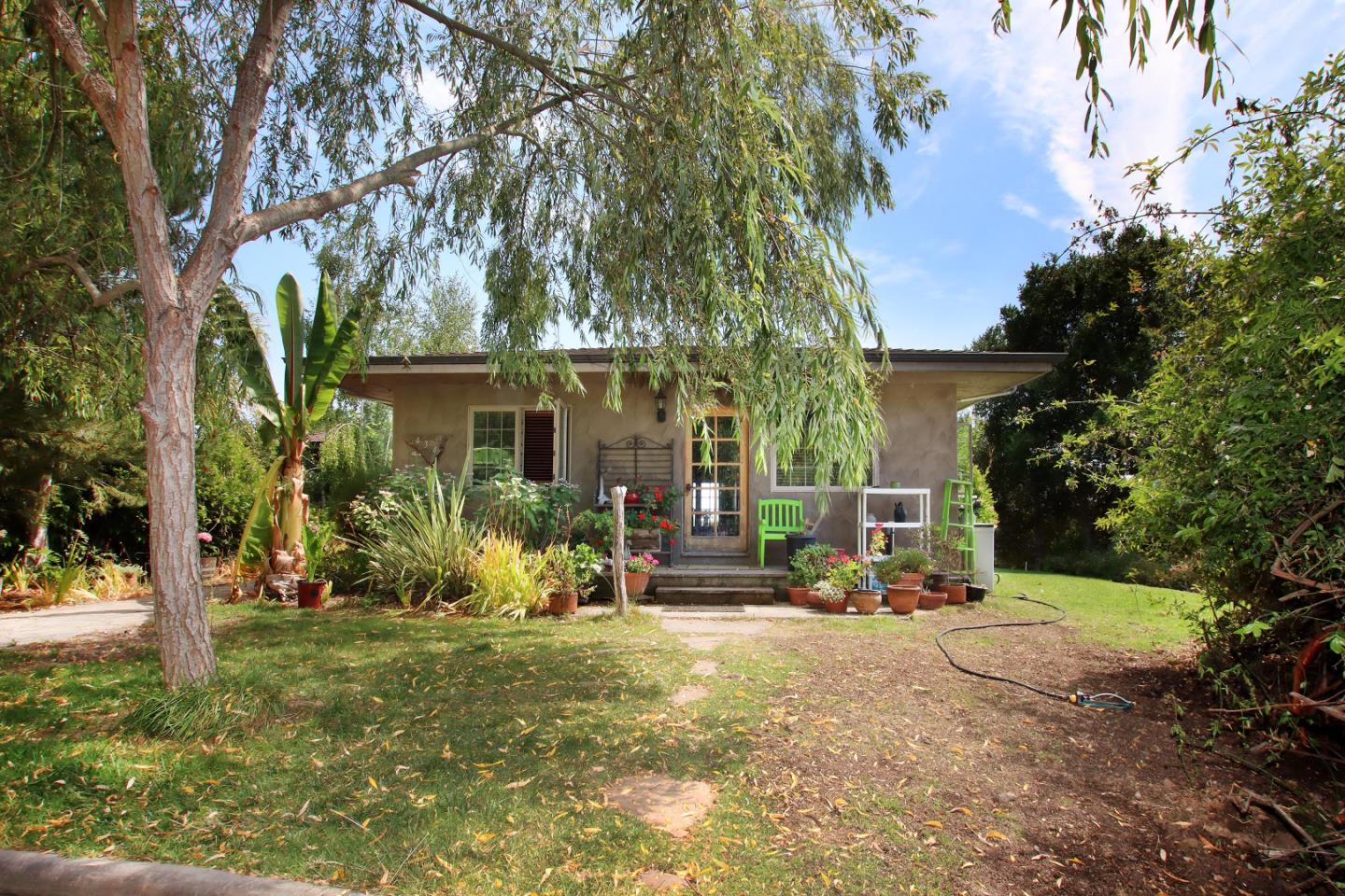 434 Old Smith Road Watsonville, CA 95076 - Photo 9 of 61