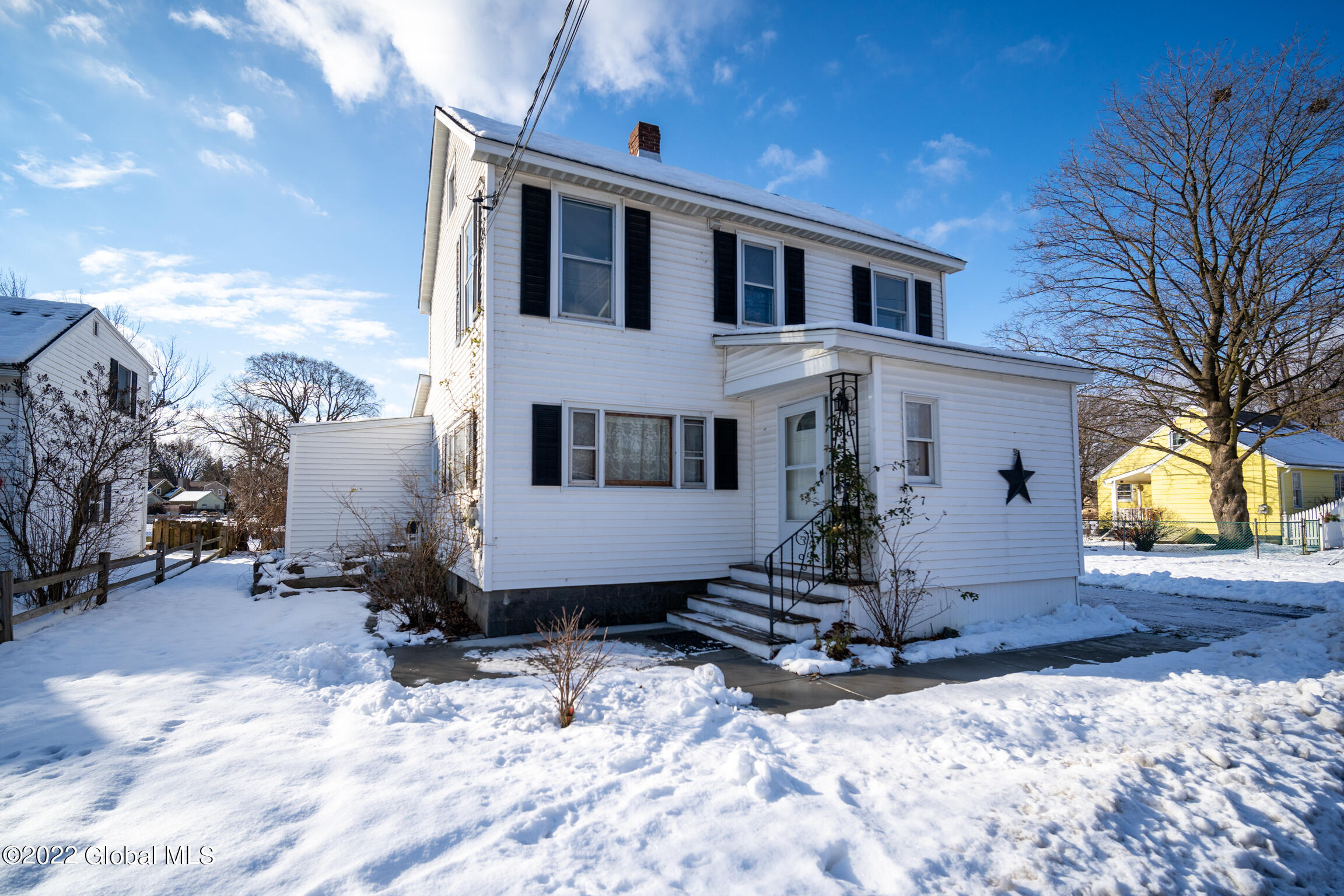 7 Albermarle Road Scotia, NY 12302 - Photo 2 of 33 7 Albermarle Rd Scotia NY mls-2