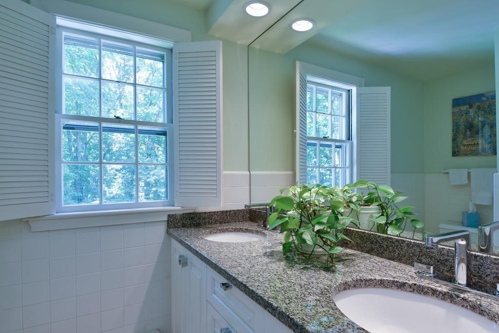 9 Lantern Road Framingham, MA 01702 - Photo 28 of 33 Gallery Image 28