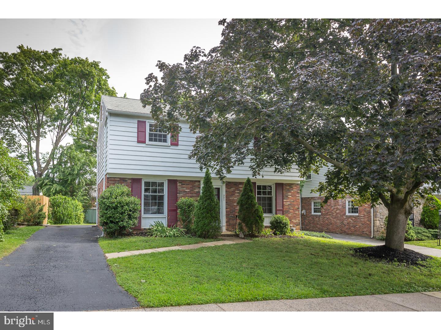 321 Harrington Road Havertown, PA 19083 - Photo 3 of 21