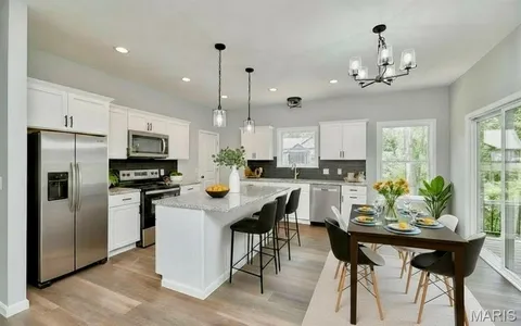 $350,000 | 31426 Hickory Court, Foristell, MO 63348