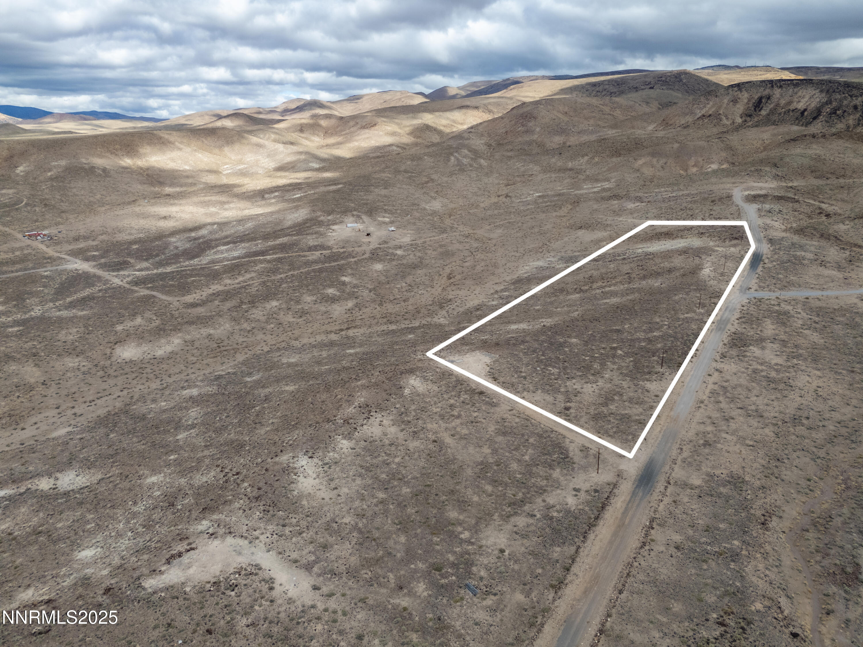 1125 Ruby Avenue Silver Springs, NV 89429 - Photo 18 of 18 view of outdoor space