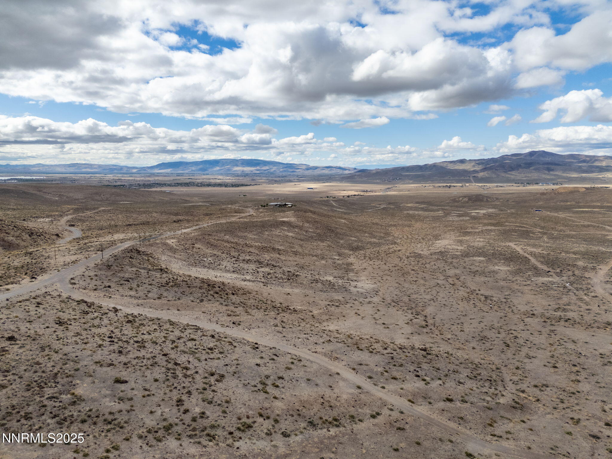 1125 Ruby Avenue Silver Springs, NV 89429 - Photo 3 of 18 a view of an ocean