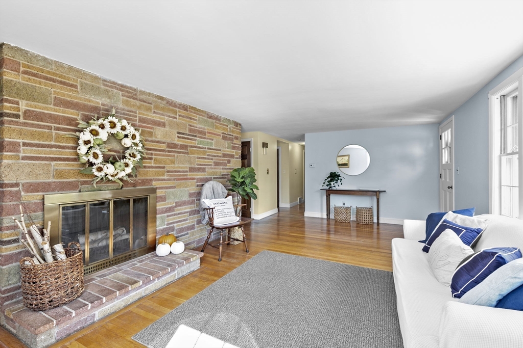 107 Tilden Road Scituate, MA 02066 - Photo 9 of 38 a living room with furniture