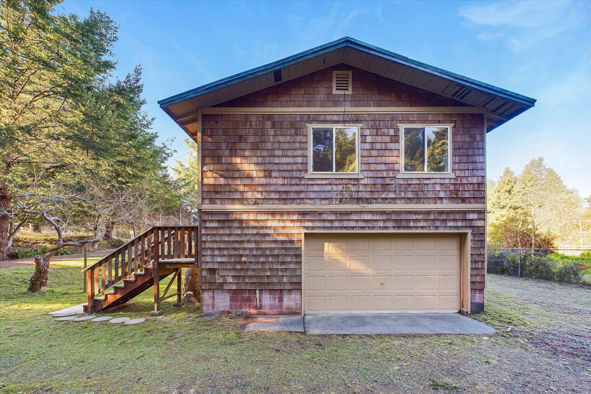 111 Beach Road Shelter Cove, CA 95589 - Photo 29 of 39