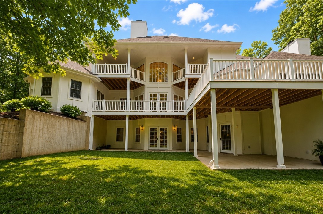 59 Kickapoo Valley Drive Charleston, IL 61920 - Photo 2 of 46 front view of a house with a yard