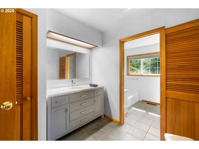 $779,000 | 6550 Curl Road, Tillamook, OR 97141