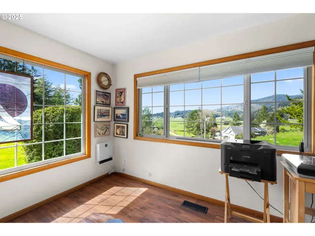 $779,000 | 6550 Curl Road, Tillamook, OR 97141