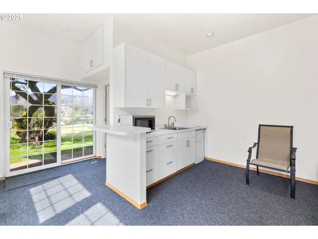 $779,000 | 6550 Curl Road, Tillamook, OR 97141