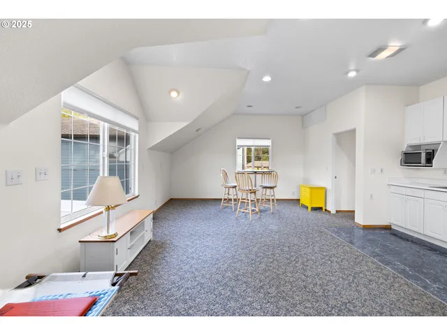 $779,000 | 6550 Curl Road, Tillamook, OR 97141