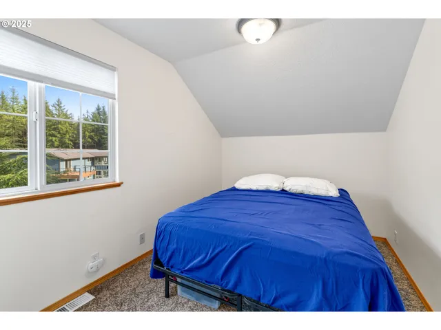 $779,000 | 6550 Curl Road, Tillamook, OR 97141