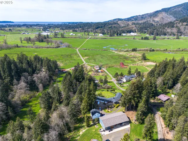 $779,000 | 6550 Curl Road, Tillamook, OR 97141