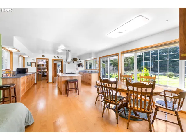 $779,000 | 6550 Curl Road, Tillamook, OR 97141