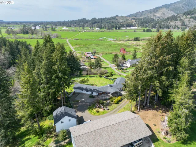 $779,000 | 6550 Curl Road, Tillamook, OR 97141