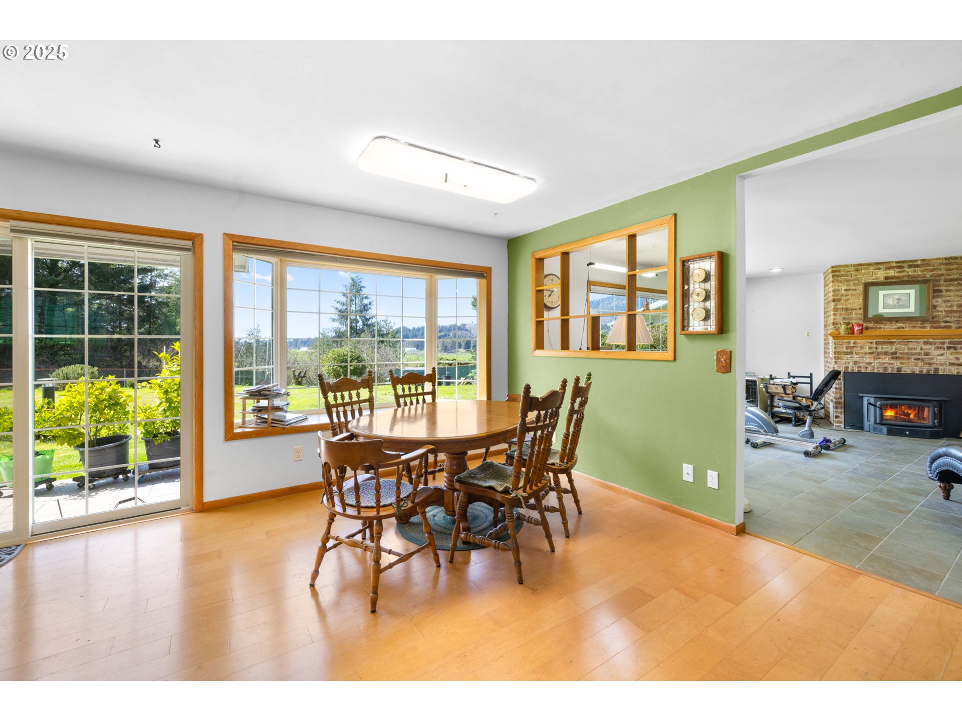 6550 Curl Road Tillamook, OR 97141 - Photo 5 of 48 Dining Room