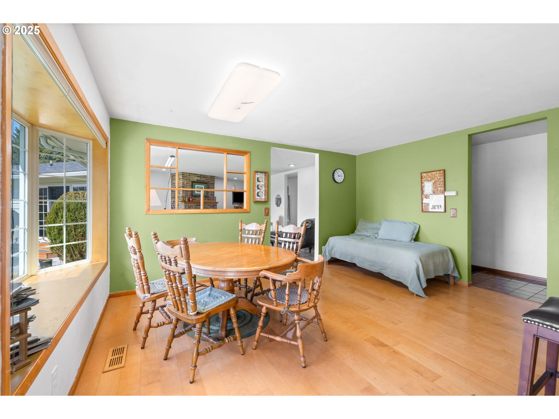 6550 Curl Road Tillamook, OR 97141 - Photo 6 of 48 Dining Room