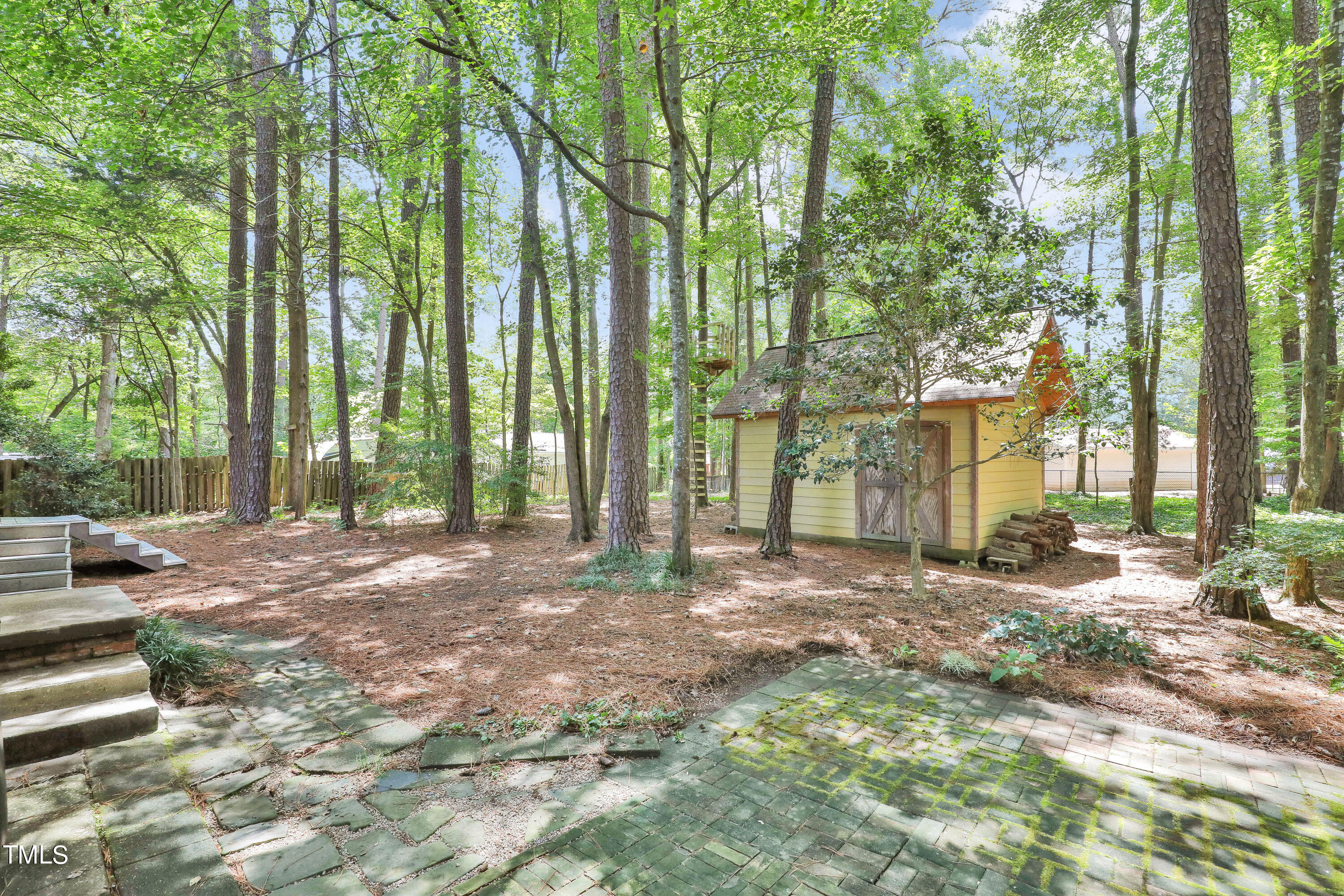 7708 Nugget Lane Raleigh, NC 27615 - Photo 27 of 33 27