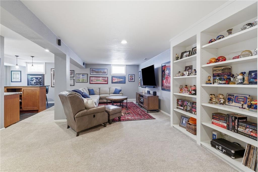 12625 Overbrook Road Leawood, KS 66209 - Photo 43 of 55 Gallery Image 43