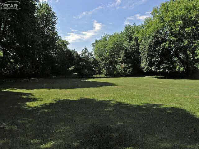 3367 Farrand Road Clio, MI 48420 - Photo 26 of 30 21192813-25.JPG