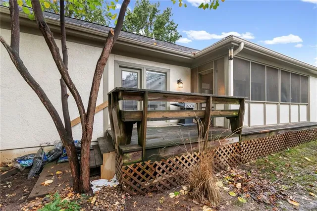 $450,000 | 12710 Cambridge Lane, Leawood, KS 66209