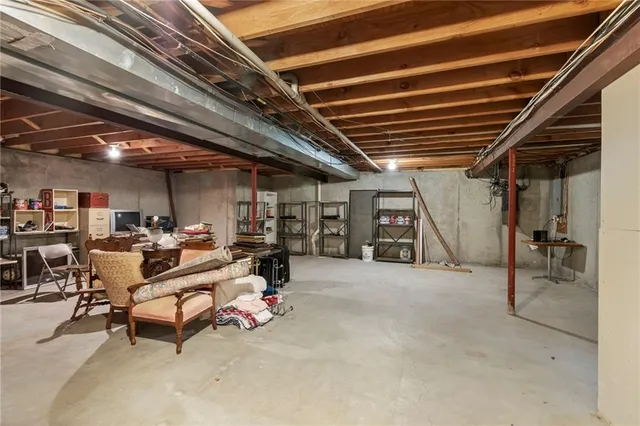 $450,000 | 12710 Cambridge Lane, Leawood, KS 66209