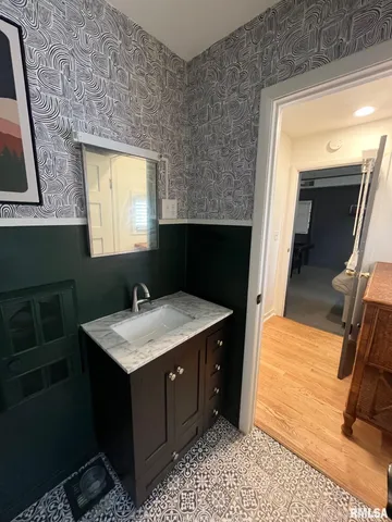 $139,000 | 224 South Henderson Street, Toulon, IL 61483