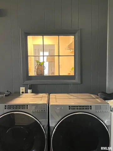 $139,000 | 224 South Henderson Street, Toulon, IL 61483