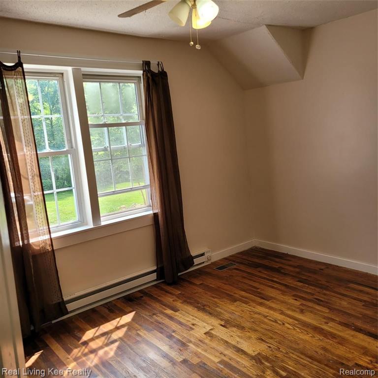 1866 Peppermill Road Lapeer, MI 48446 - Photo 14 of 33