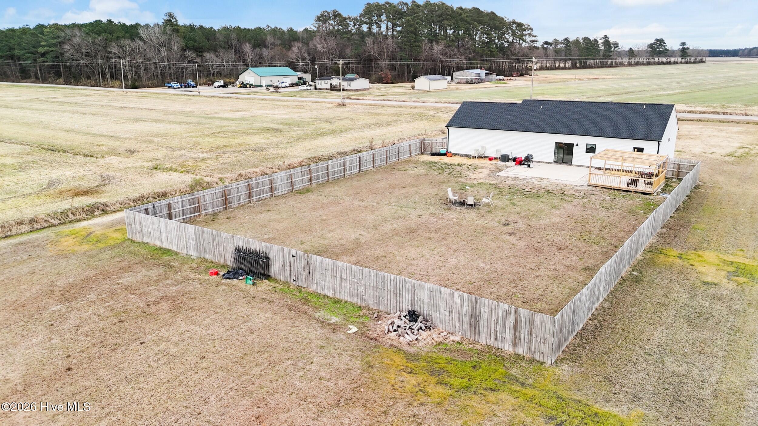 1345 Lynch's Corner Road Elizabeth City, NC 27909 - Photo 27 of 32 Back Yard