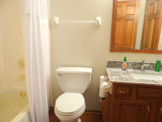 8035 Palmer Road Southwest Reynoldsburg, OH 43068 - Photo 11 of 48