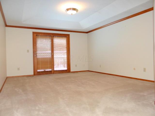 8035 Palmer Road Southwest Reynoldsburg, OH 43068 - Photo 12 of 48